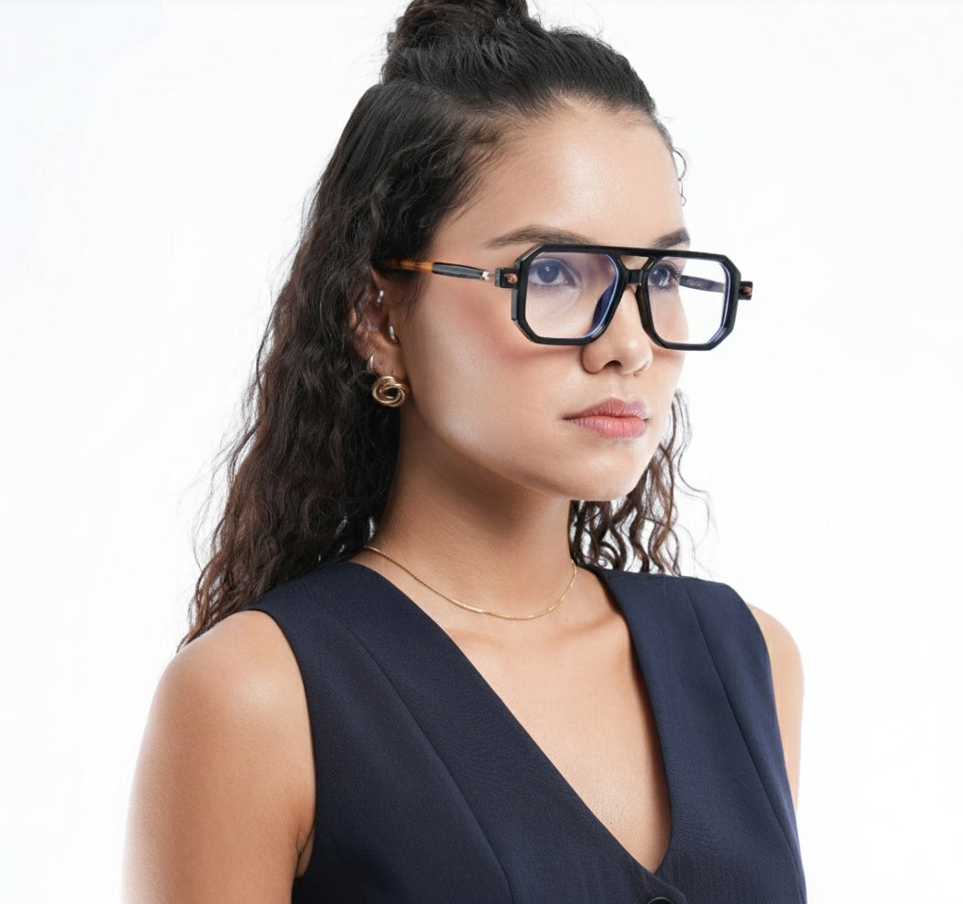 EYEFLIX // GREY GLOSSY GHOST WAYFARE FOR MEN AND WOMEN